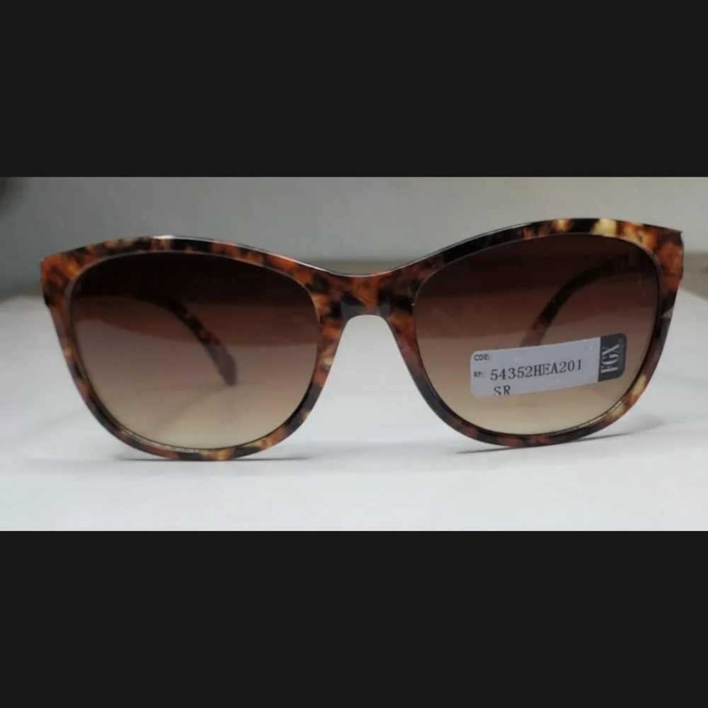 FGX Women's Tortoise Shell Rectangular Sunglasses - Picture 2 of 6